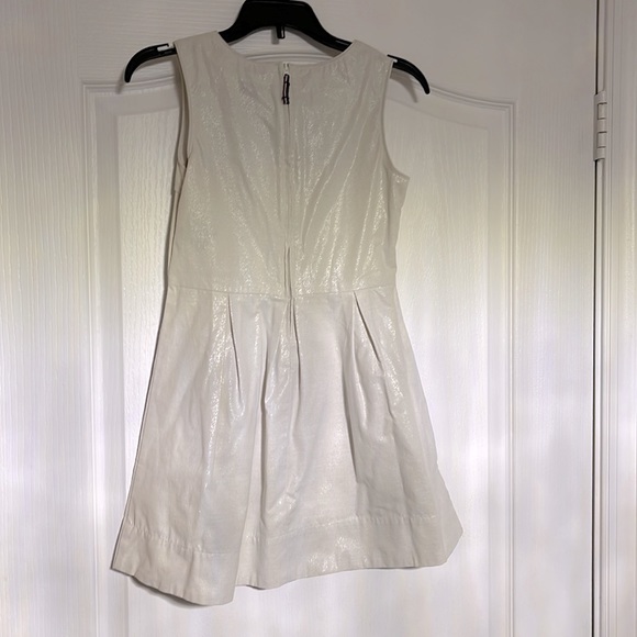 Little girl’s dress - Picture 4 of 5